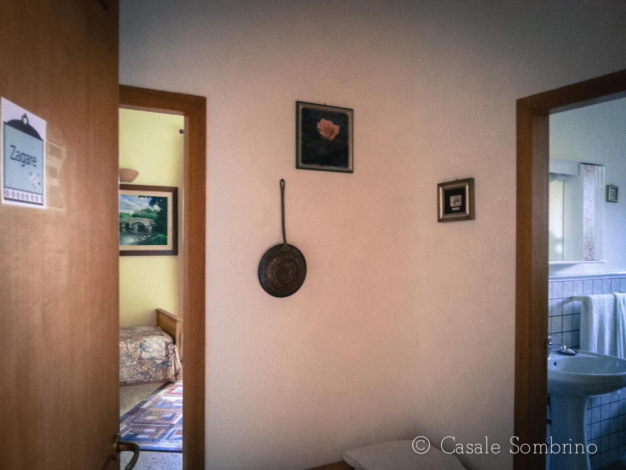 Casale Sombrino Pensionat Supersano Rum bild